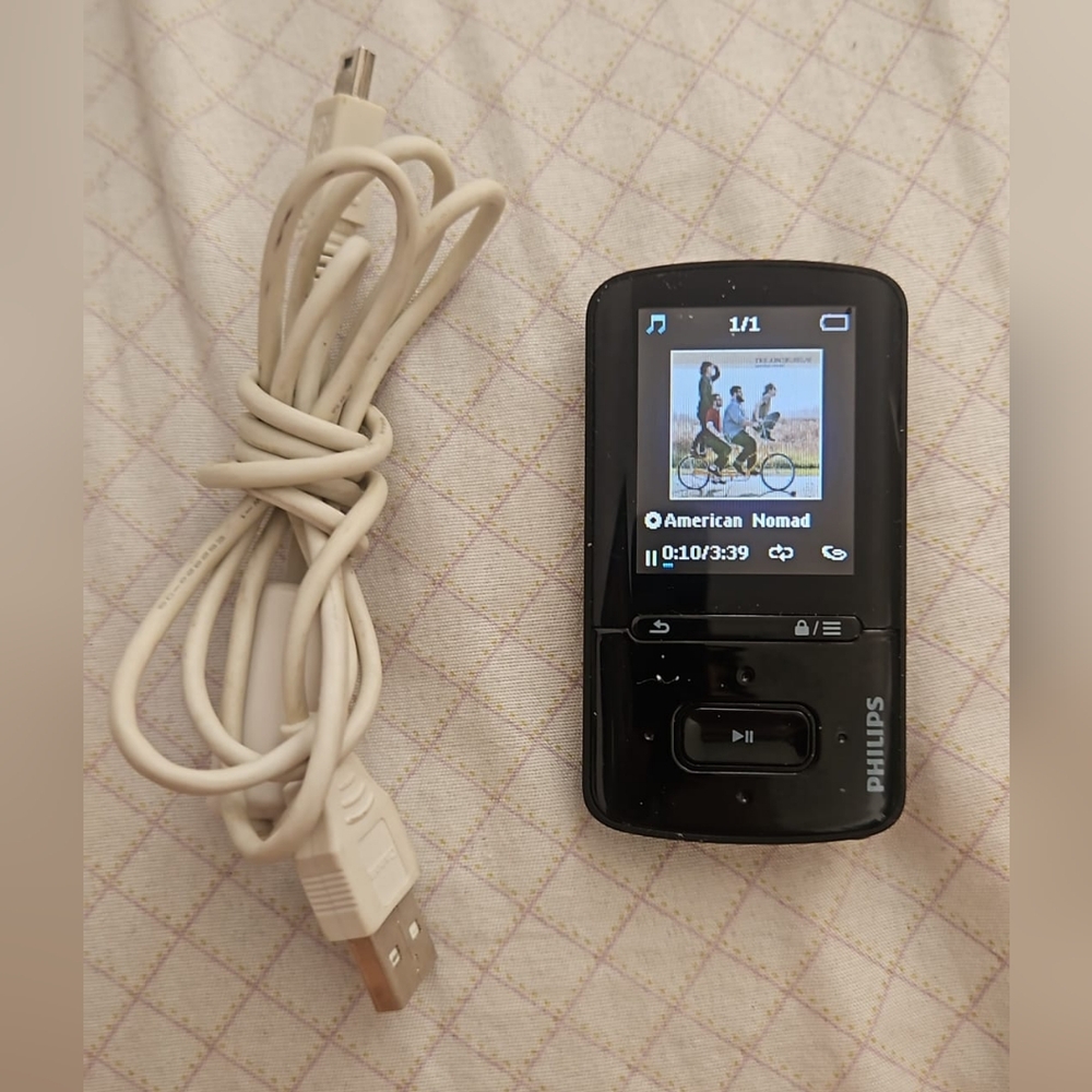 Philips GoGear Vibe 8GB Digital Media MP3 Player (working)